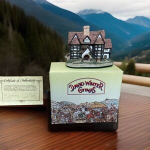 Shore hall By David‎ Winter